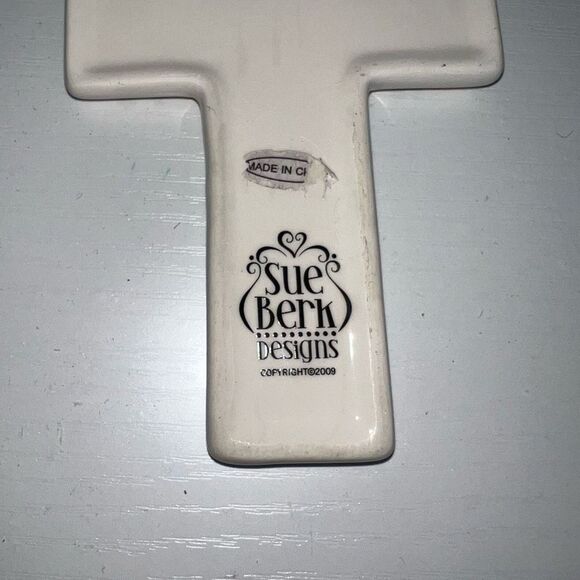Sue Berk Designs Ceramic Glazed Cross Children are a gift from God Pink Brown - Picture 6 of 6